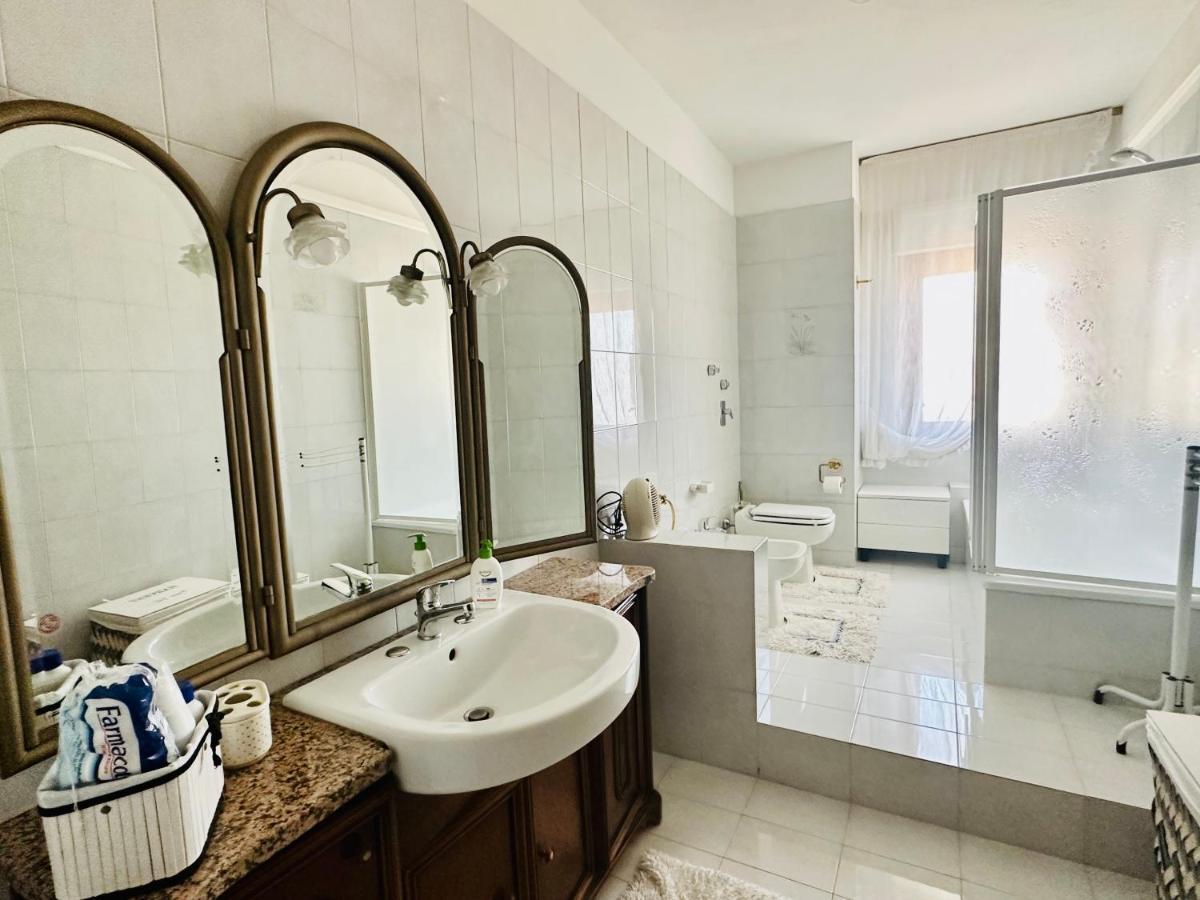 Appartement Attico Milanti - Parcheggio Privato